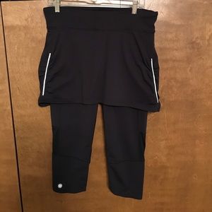 Athleta black tights w skirt